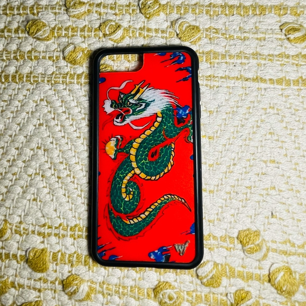 brand new!! wallflower iPhone 8+ phone case! 📱